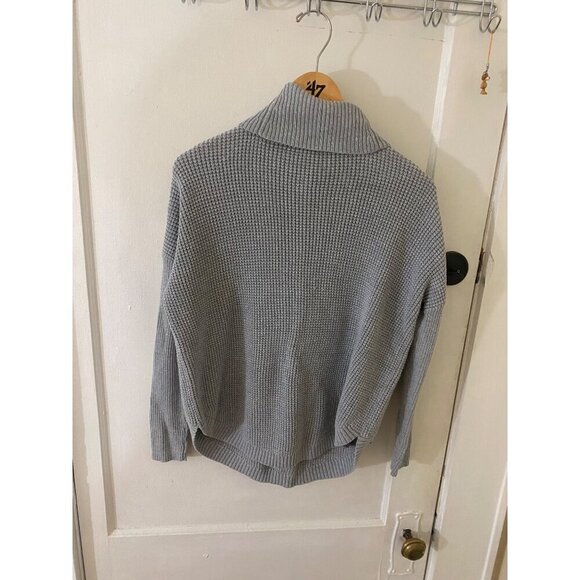 Michael Kors Women's Grey Textured Turtle Neck Long Sleeve Sweater - Medium - Picture 3 of 10